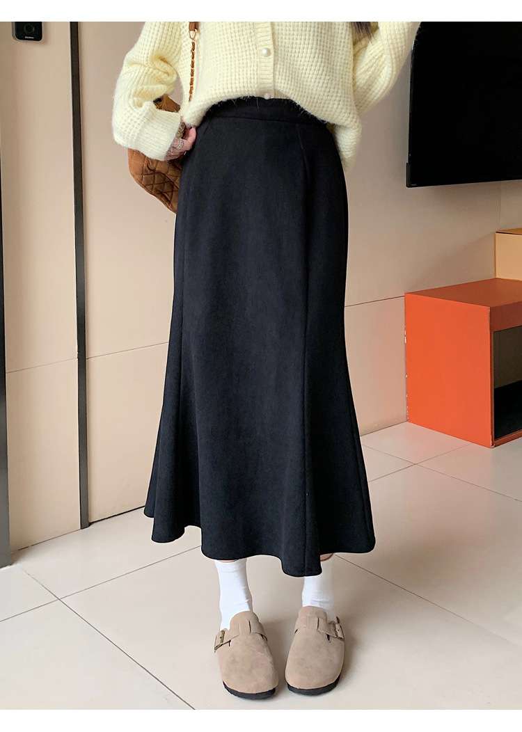 ゆったり着回せるマーメイドスカート