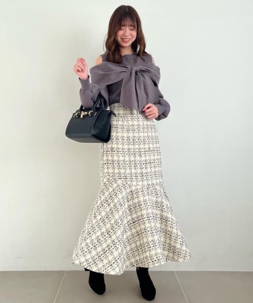 上品なツイードマーメイドスカート