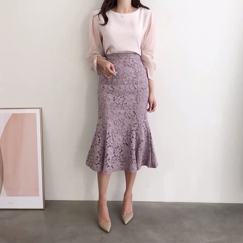 優美なレースマーメイドスカート