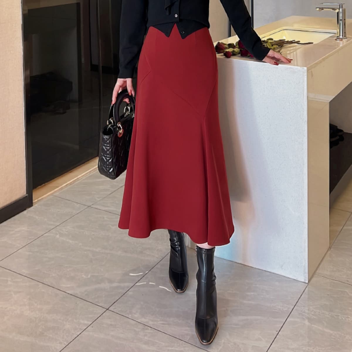 優美なラインマーメイドスカート